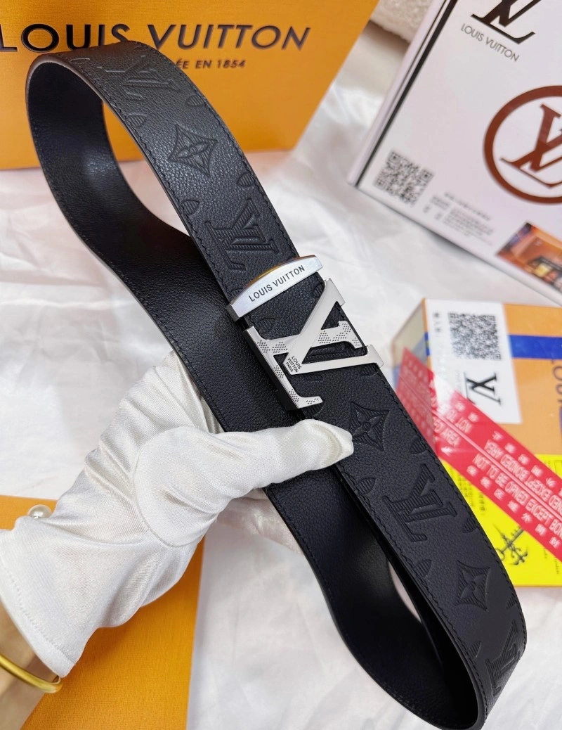 Louis Vuitton Belts UrbanChic 298284