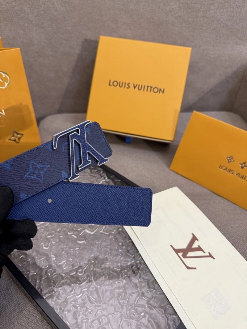 Bold Louis Vuitton Belts 298279