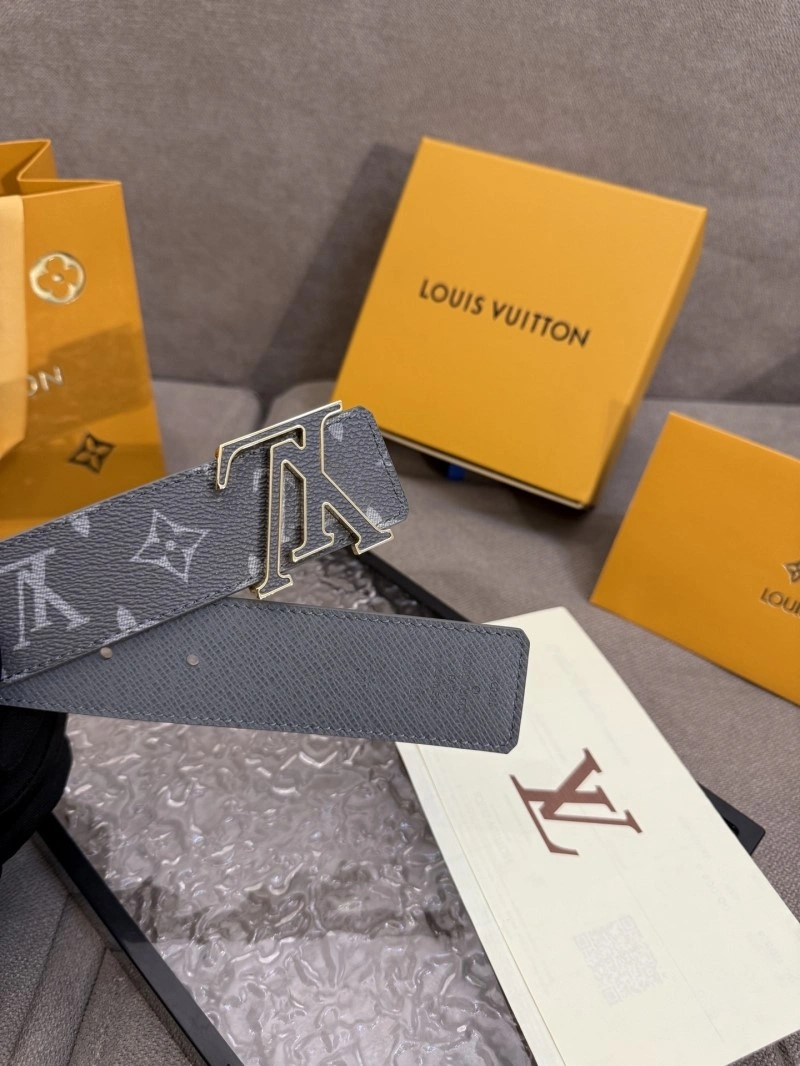 Louis Vuitton Belts Durable 298286
