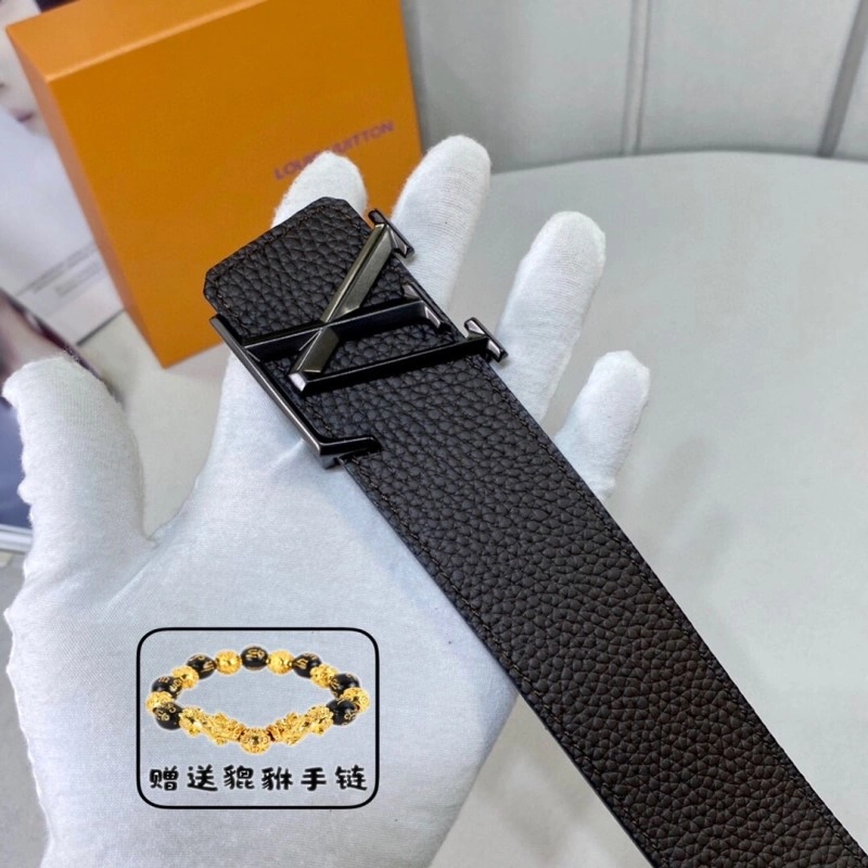 EyeCatching Louis Vuitton Belts 298248