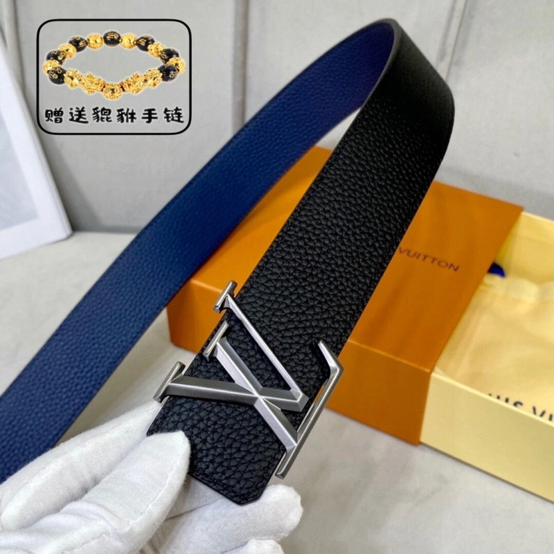 EyeCatching Louis Vuitton Belts 298237