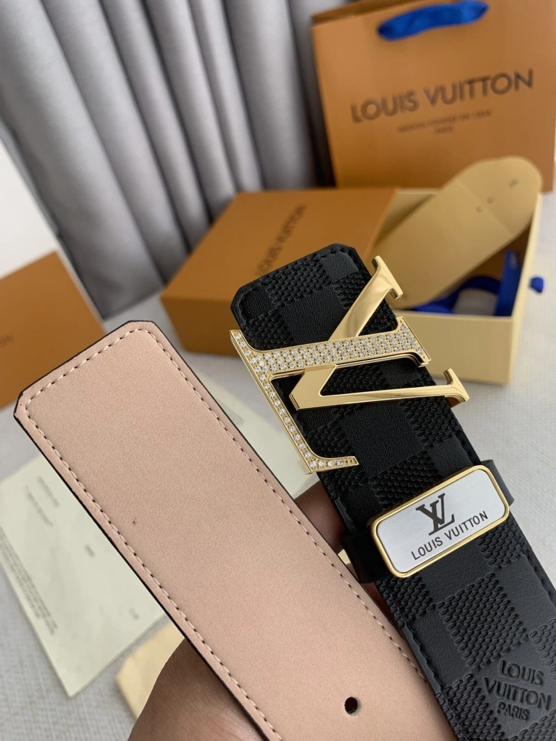 Lightweight Louis Vuitton Belts 298238