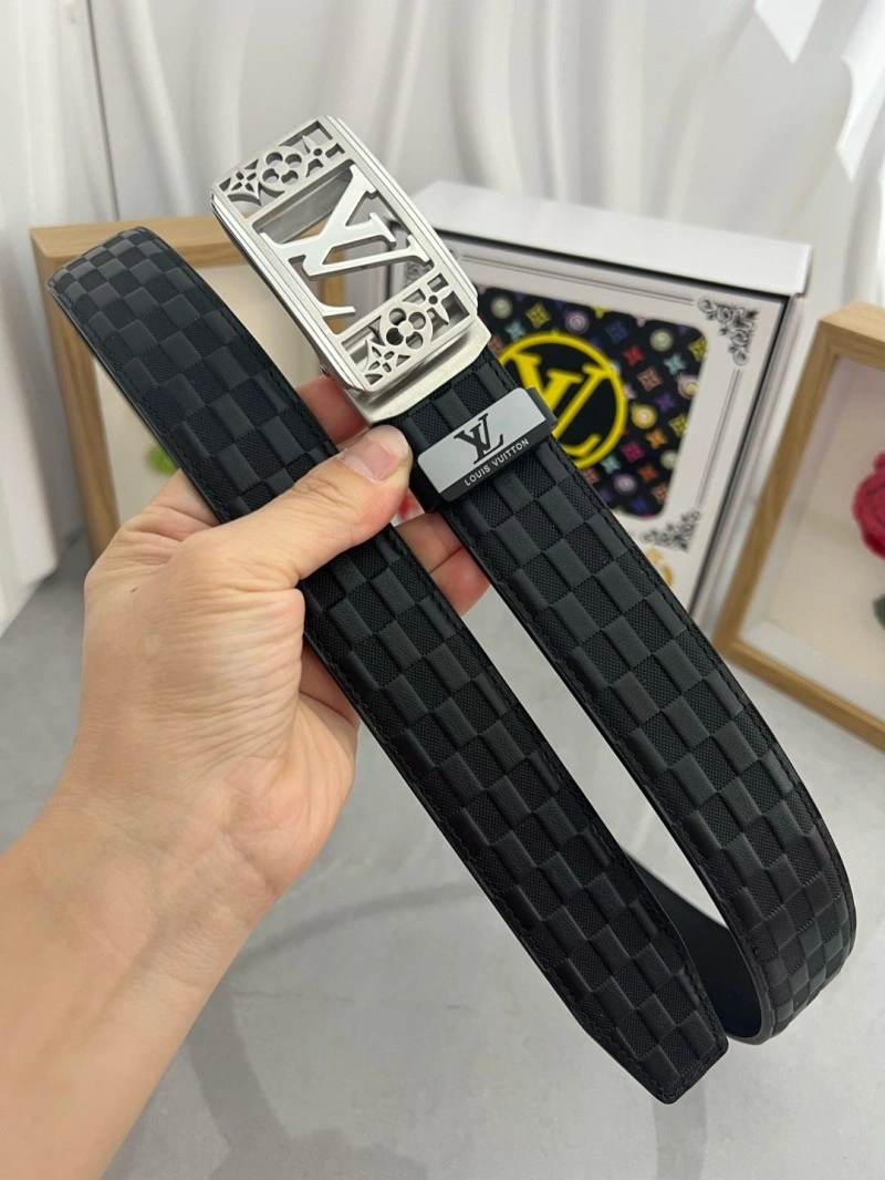 Louis Vuitton Belts Durable 298202