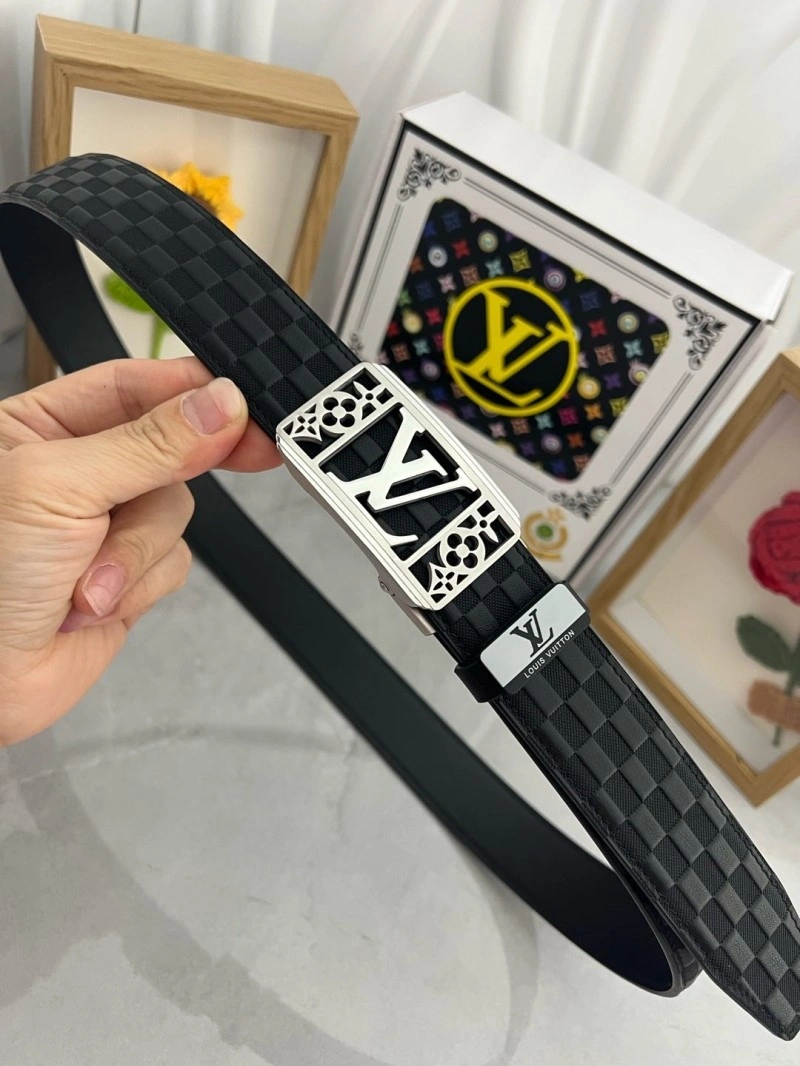 Louis Vuitton Belts Durable 298202