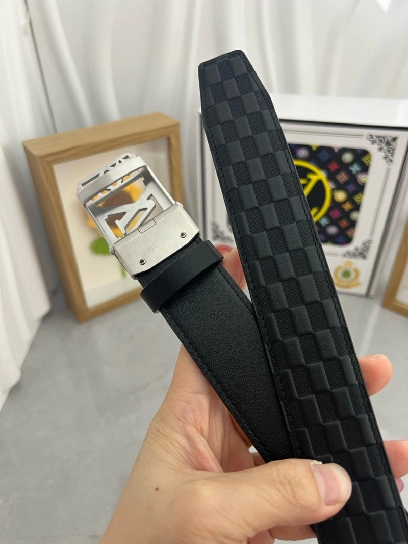 Louis Vuitton Belts Durable 298202