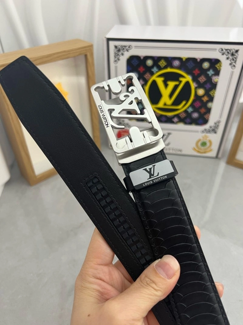 Seasonal Louis Vuitton Belts 298197