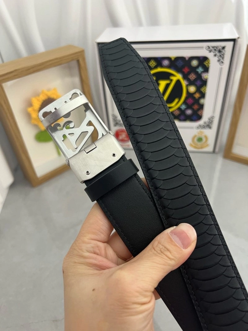Seasonal Louis Vuitton Belts 298197