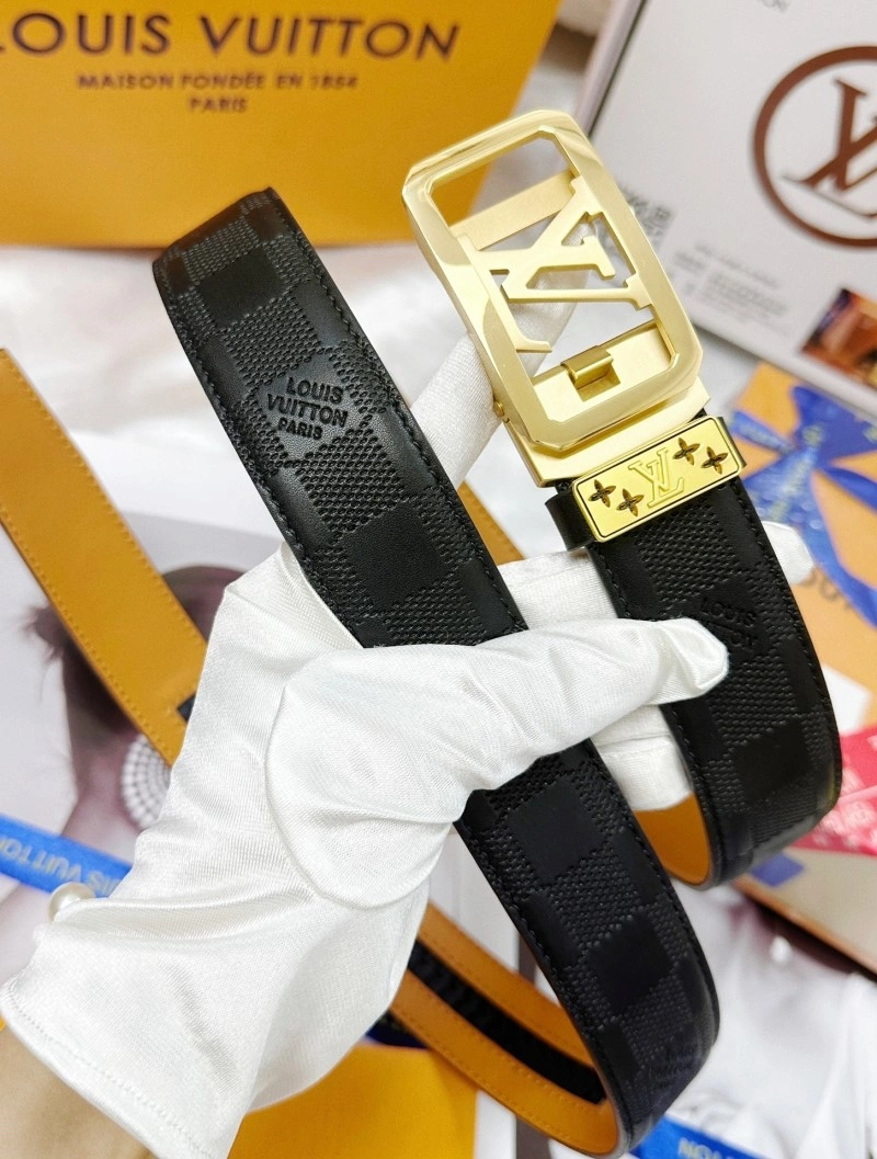 Classic Louis Vuitton Belts 298149