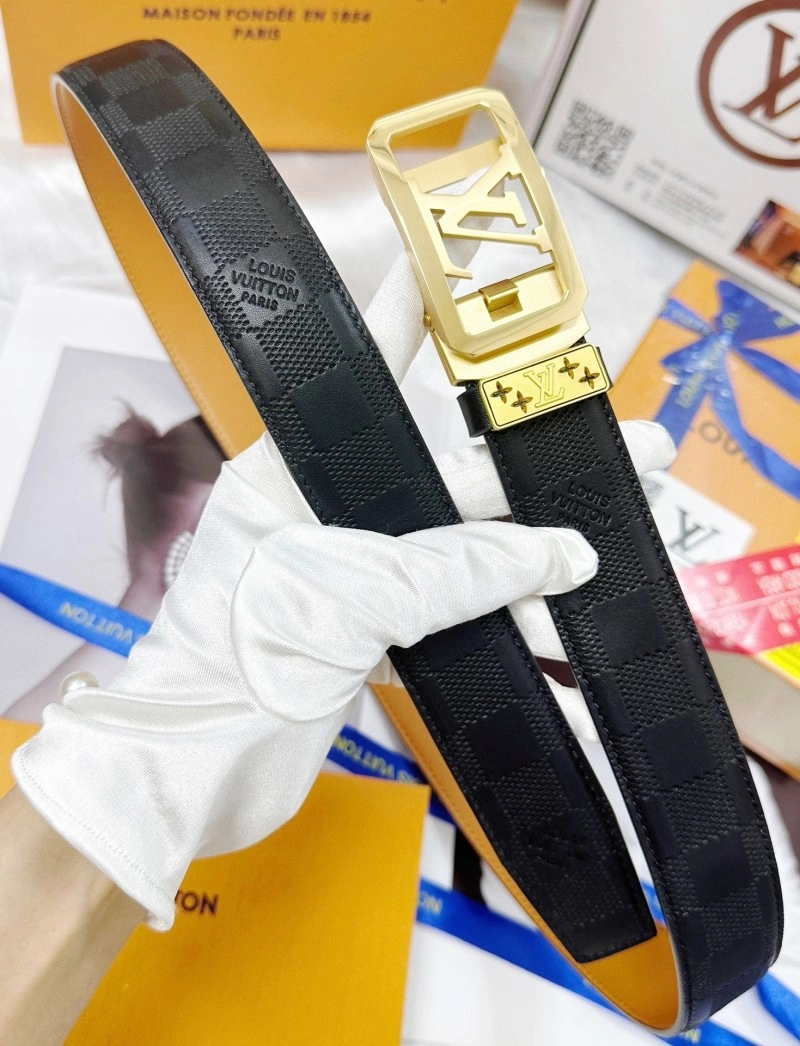 Classic Louis Vuitton Belts 298149