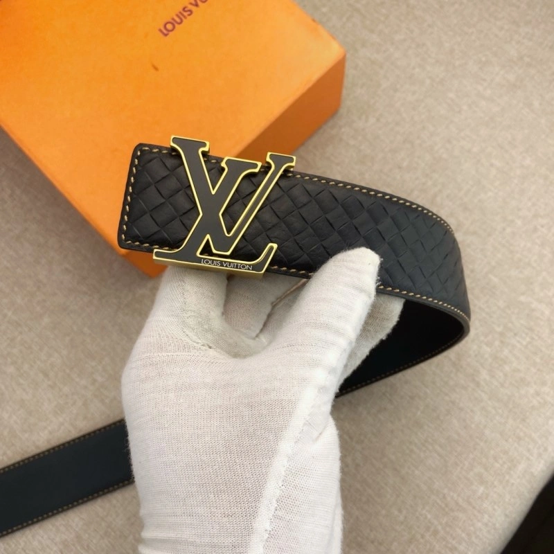 Bright Louis Vuitton Belts 298122