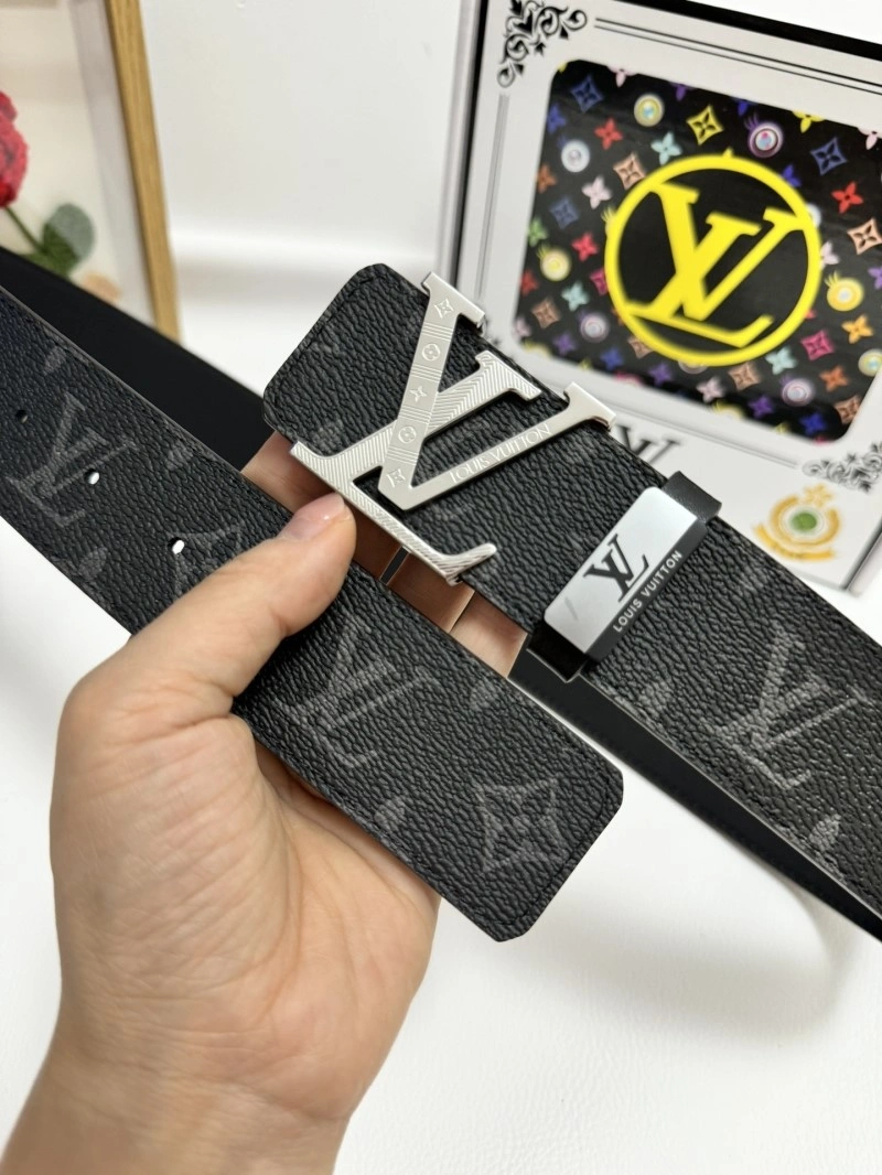 Resilient Louis Vuitton Belts 298139