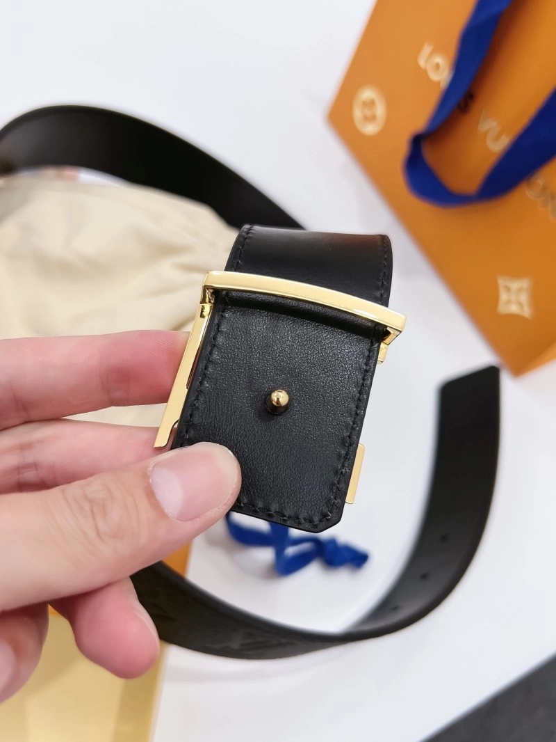 Seasonal Louis Vuitton Belts 298129