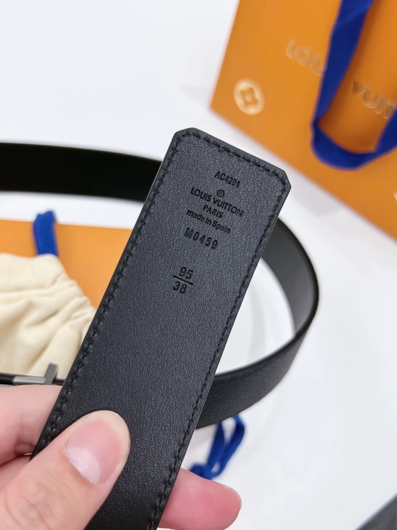 OdorResistant Louis Vuitton Belts 298113