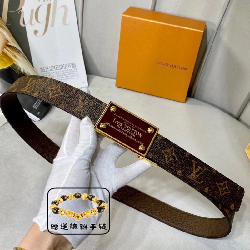 Effortless Louis Vuitton Belts 298108