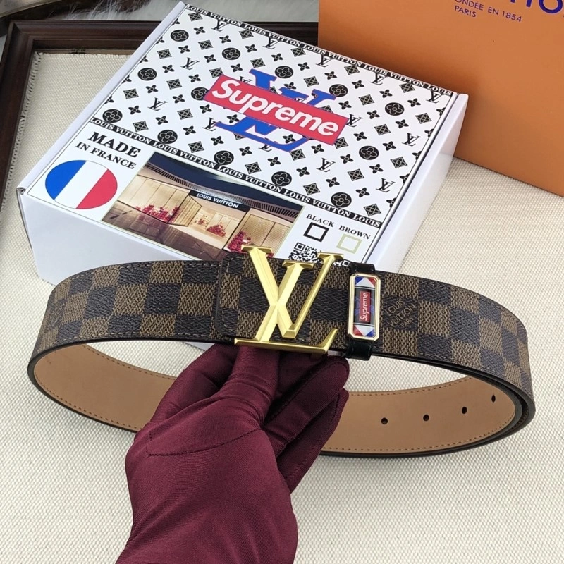 Functional Louis Vuitton Belts 298100