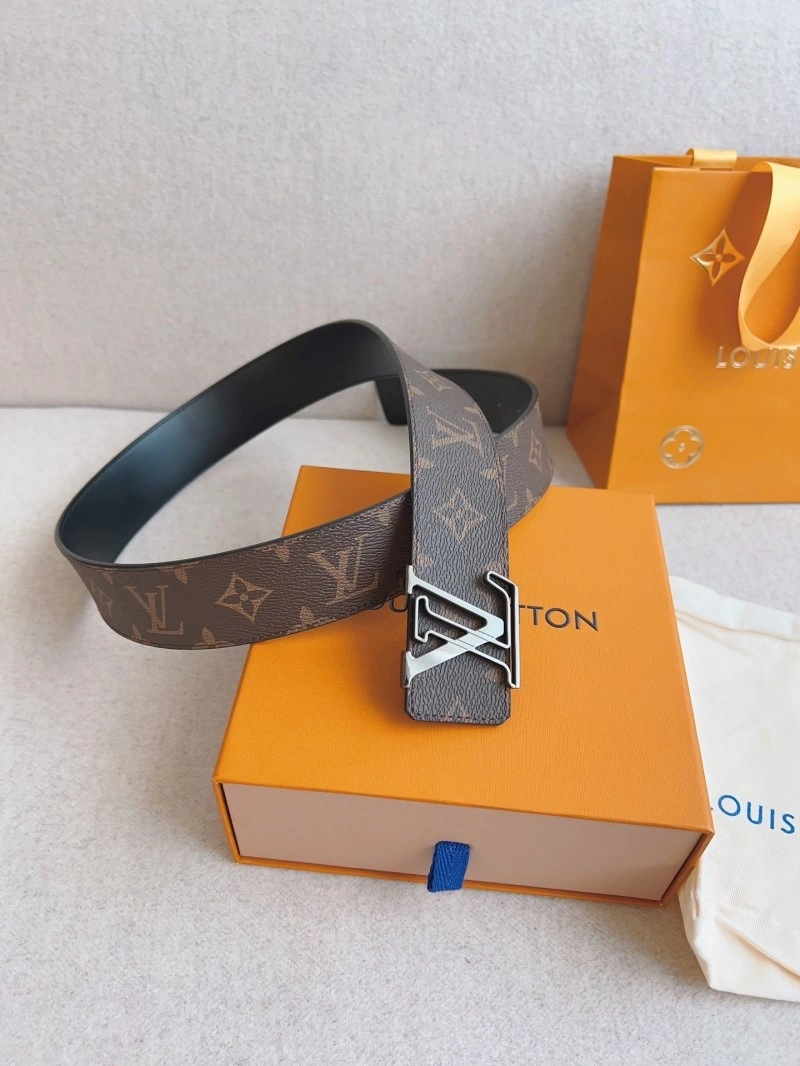 Louis Vuitton Belts Breathable 298073