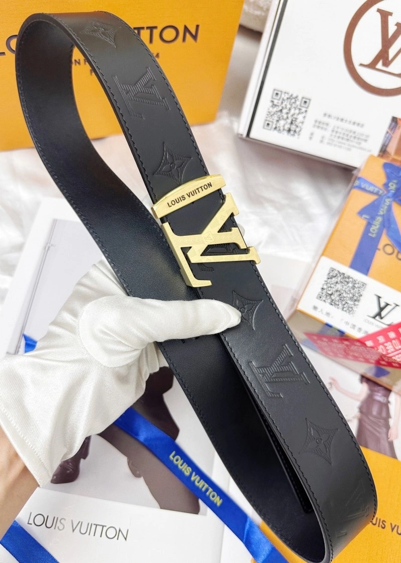 Modern Louis Vuitton Belts 298060