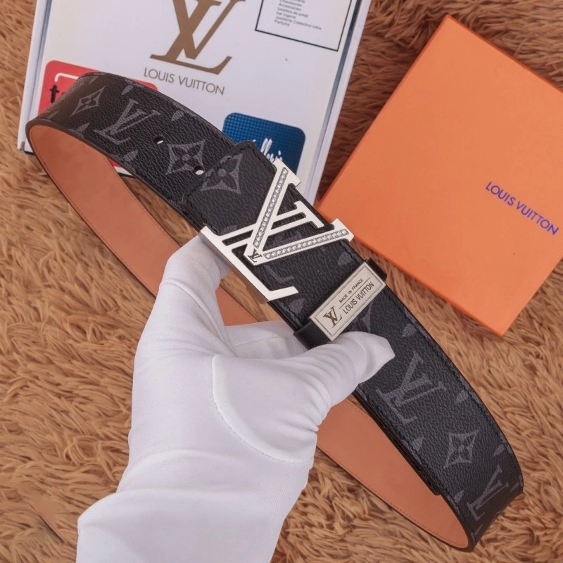 Practical Louis Vuitton Belts 298039