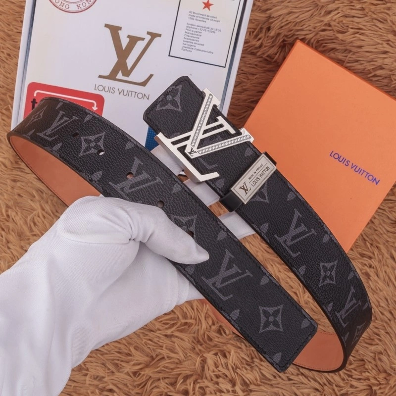 Practical Louis Vuitton Belts 298039