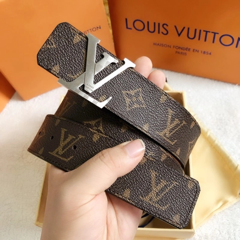 MultiPurpose Louis Vuitton Belts 298045