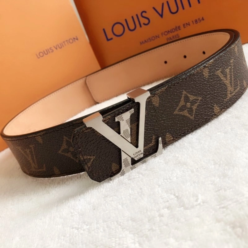 MultiPurpose Louis Vuitton Belts 298045