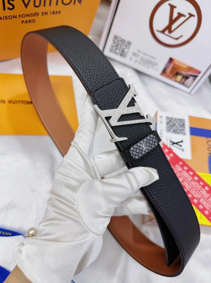 Soft Louis Vuitton Belts 298025