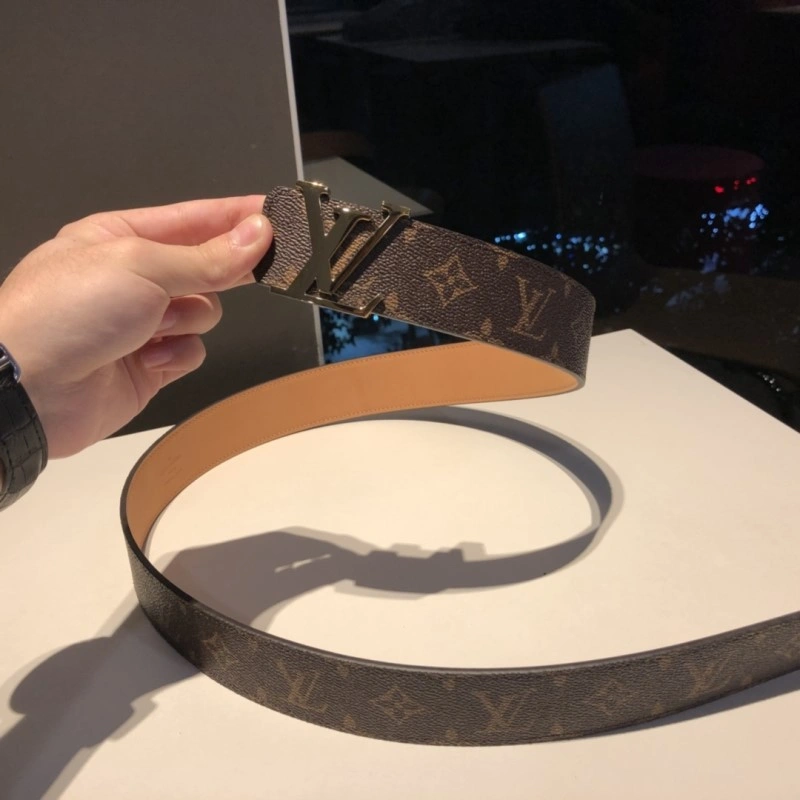 Louis Vuitton Belts Breathable 298001