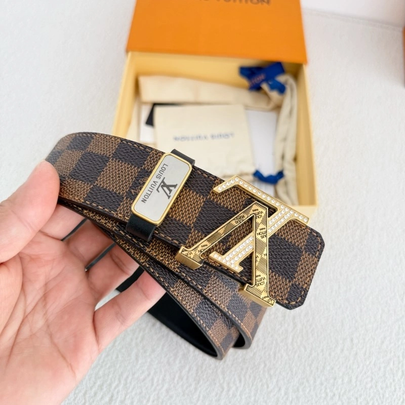 Versatile Louis Vuitton Belts 297991