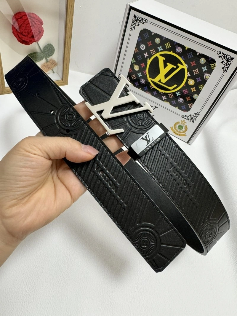 Fashionable Louis Vuitton Belts 297978