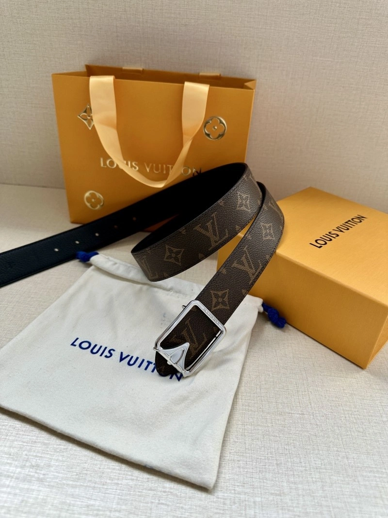 Versatile Louis Vuitton Belts 297971