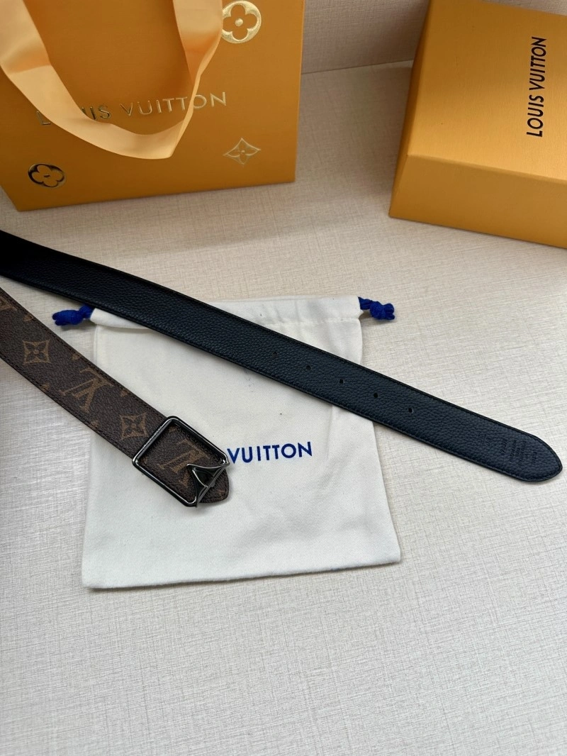 Versatile Louis Vuitton Belts 297971