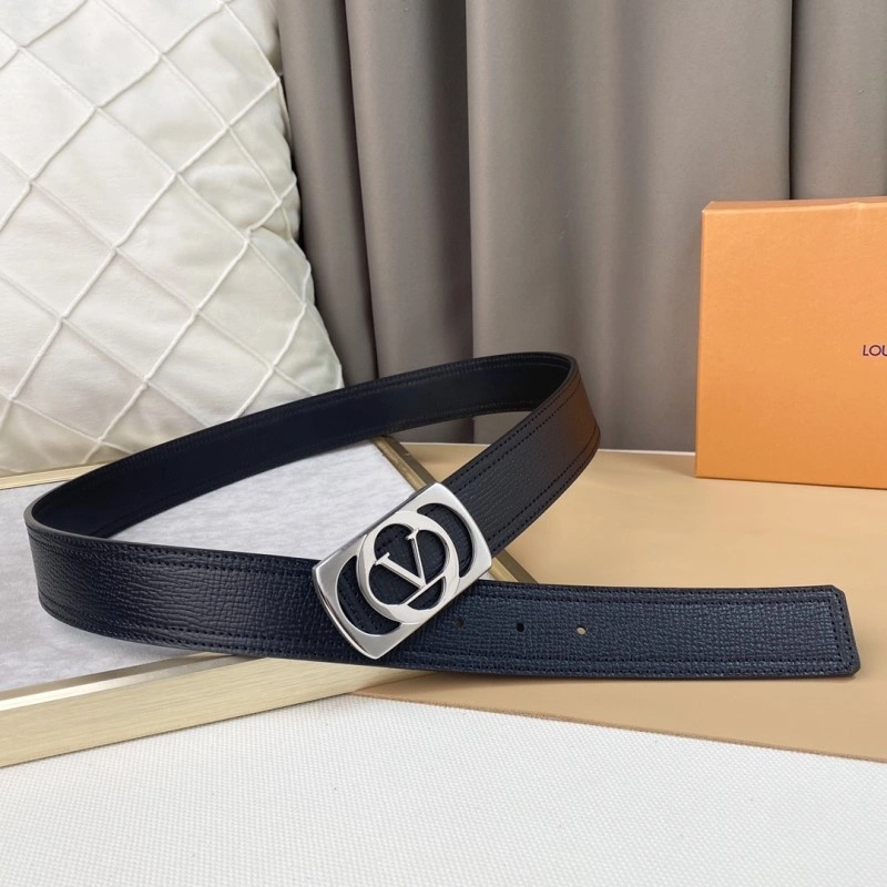 UrbanChic Louis Vuitton Belts 297958