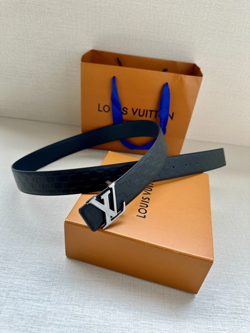 Compact Louis Vuitton Belts 297937