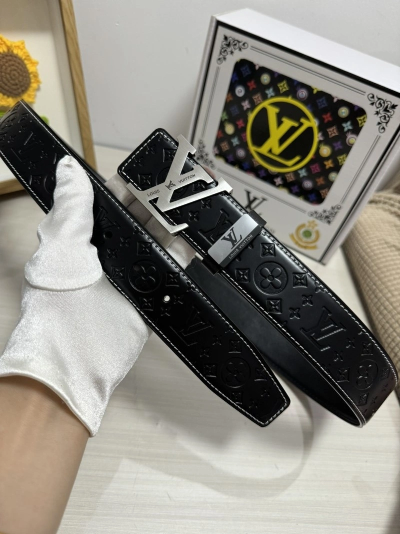 Compact Louis Vuitton Belts 297922