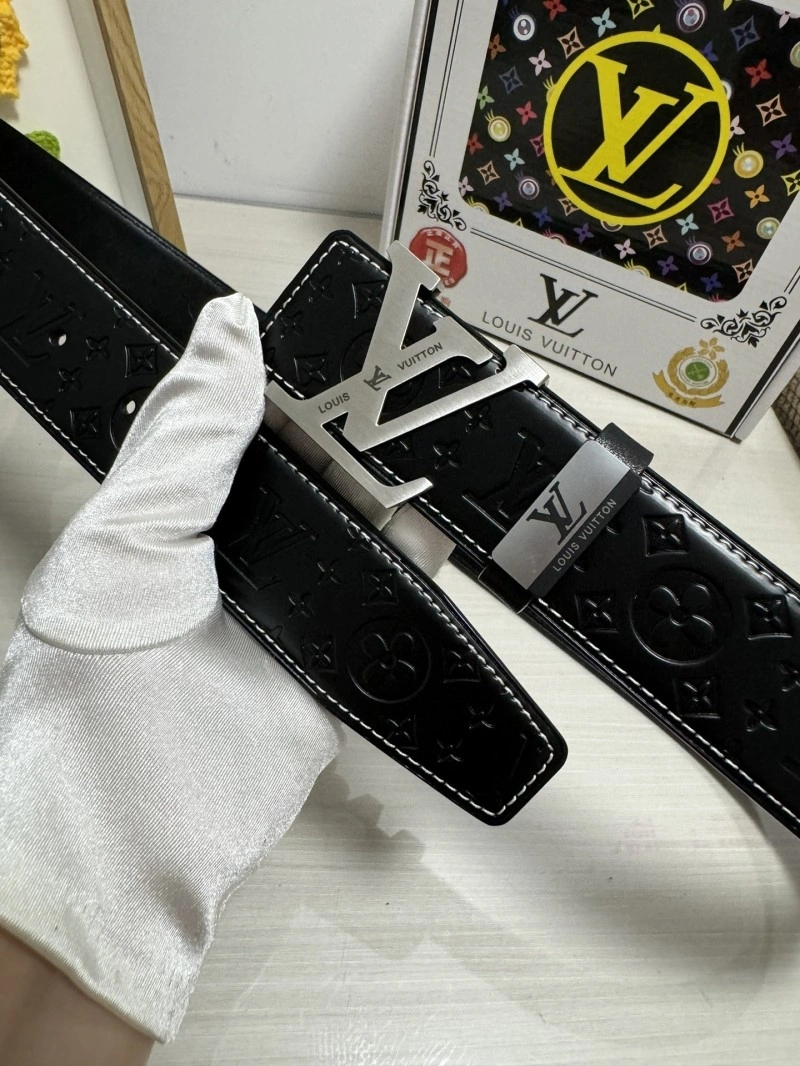 Compact Louis Vuitton Belts 297922