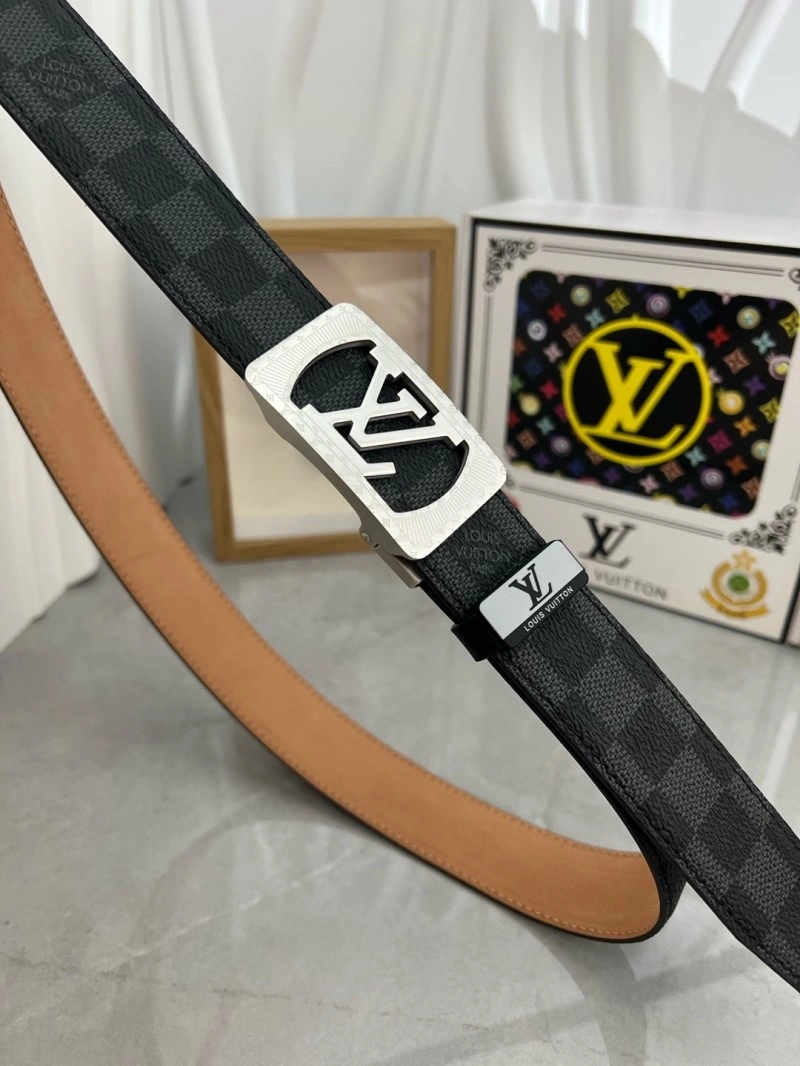WellDesigned Louis Vuitton Belts 297908