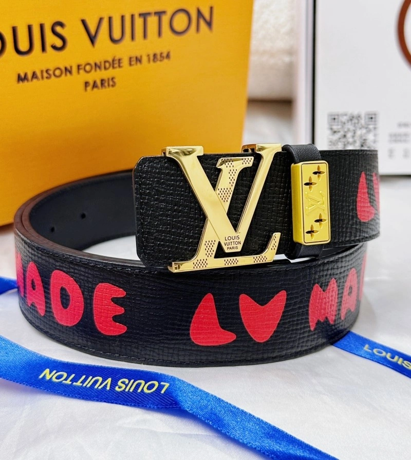 Louis Vuitton Belts Durable 297861