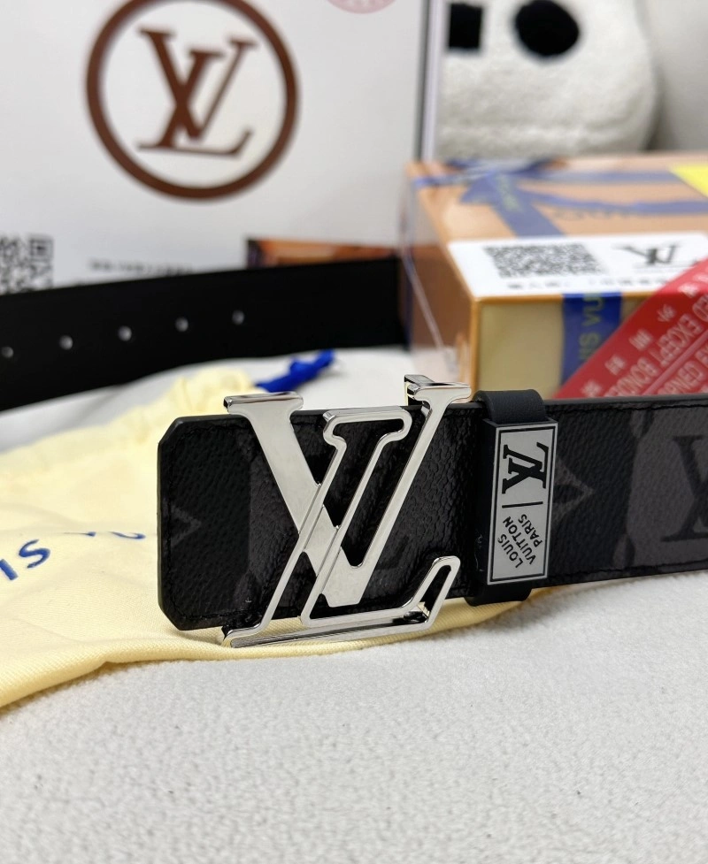 Louis Vuitton Belts Attractive 297882