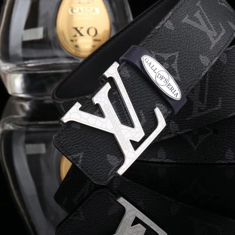 WellDesigned Louis Vuitton Belts 297885