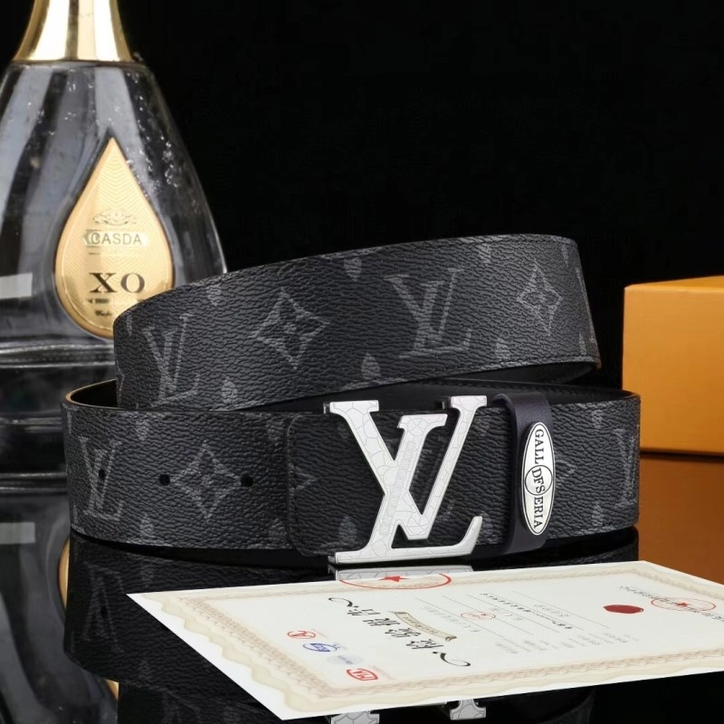 WellDesigned Louis Vuitton Belts 297885