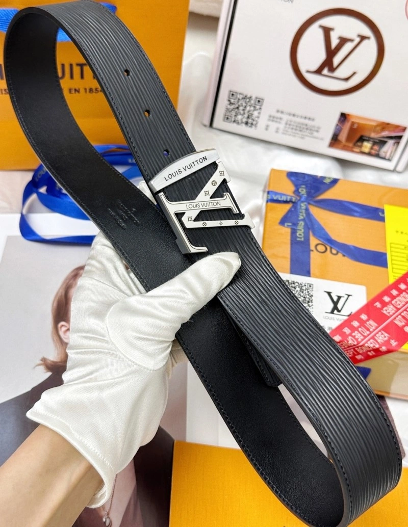 Louis Vuitton Belts Breathable 297852