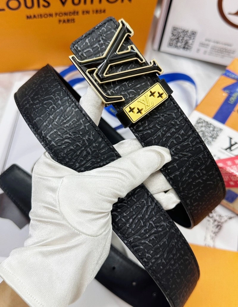 Louis Vuitton Belts Trendsetting 297832