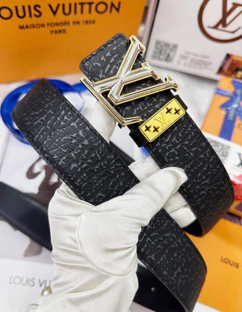 Louis Vuitton Belts Trendsetting 297832