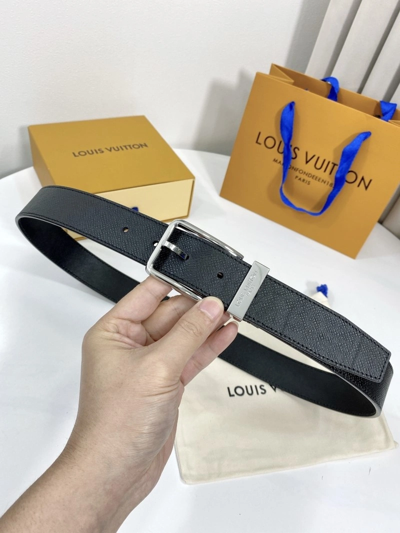 Louis Vuitton Belts UrbanChic 297843