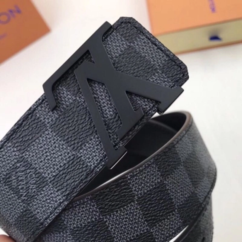 Louis Vuitton Belts UrbanChic 297829