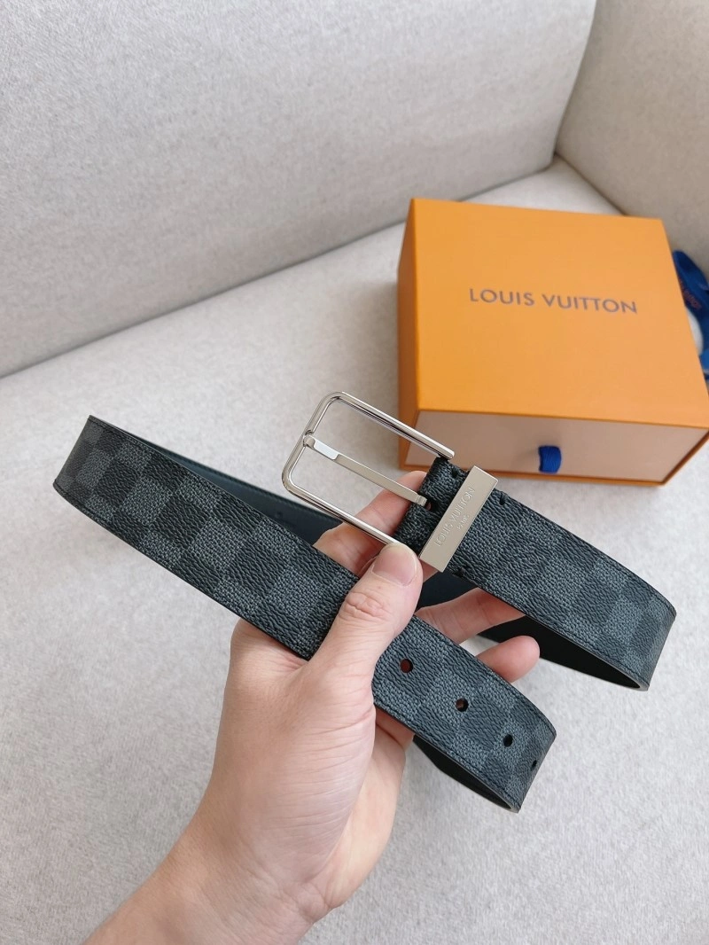 Minimalist Louis Vuitton Belts 297818