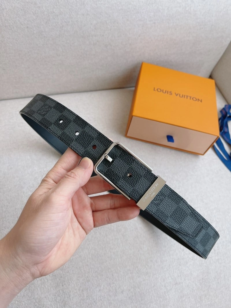 Minimalist Louis Vuitton Belts 297818