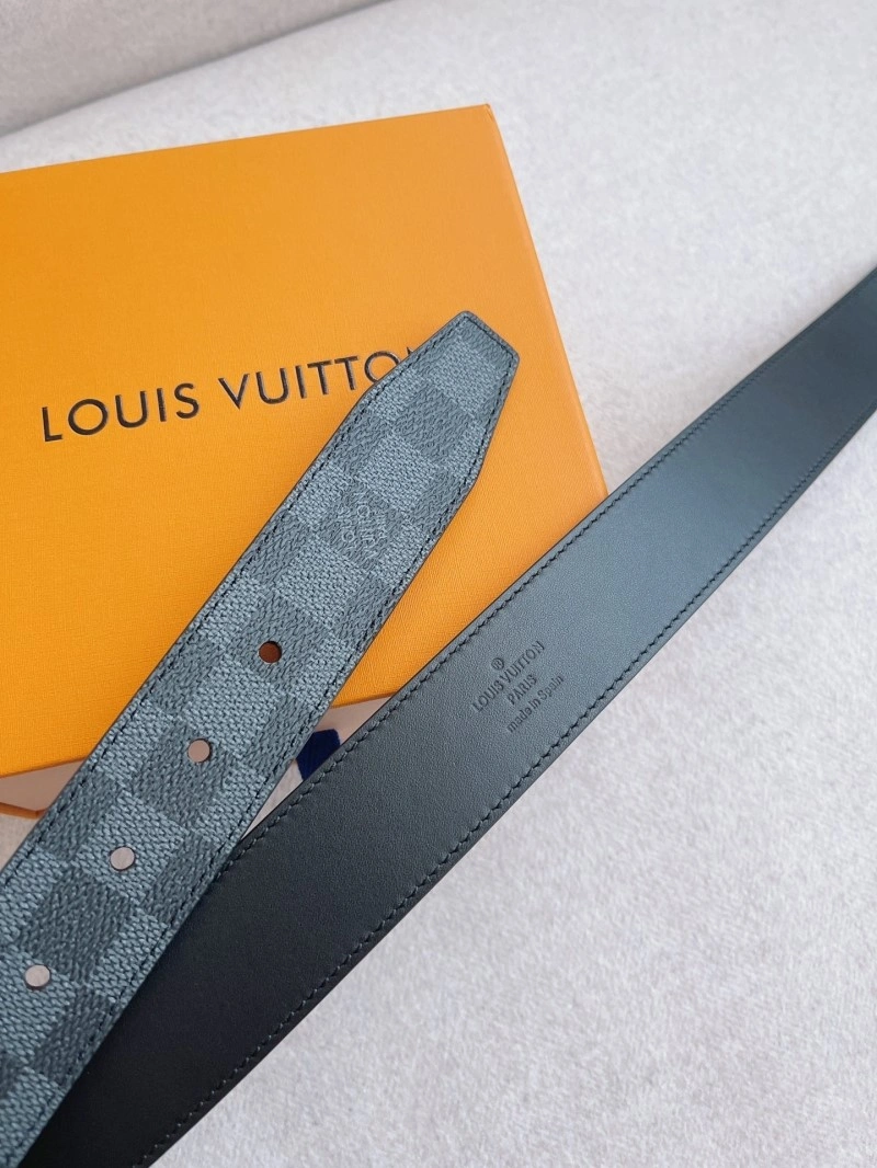 Minimalist Louis Vuitton Belts 297818