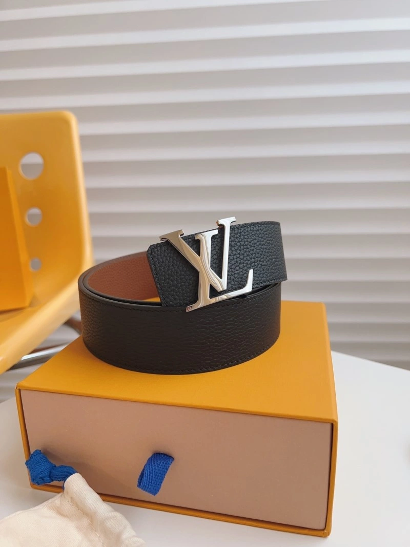 Minimalist Louis Vuitton Belts 297808
