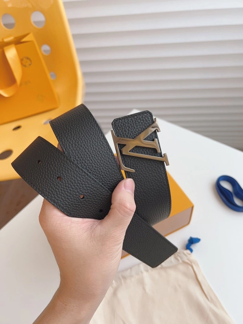 Louis Vuitton Belts Bright 297806